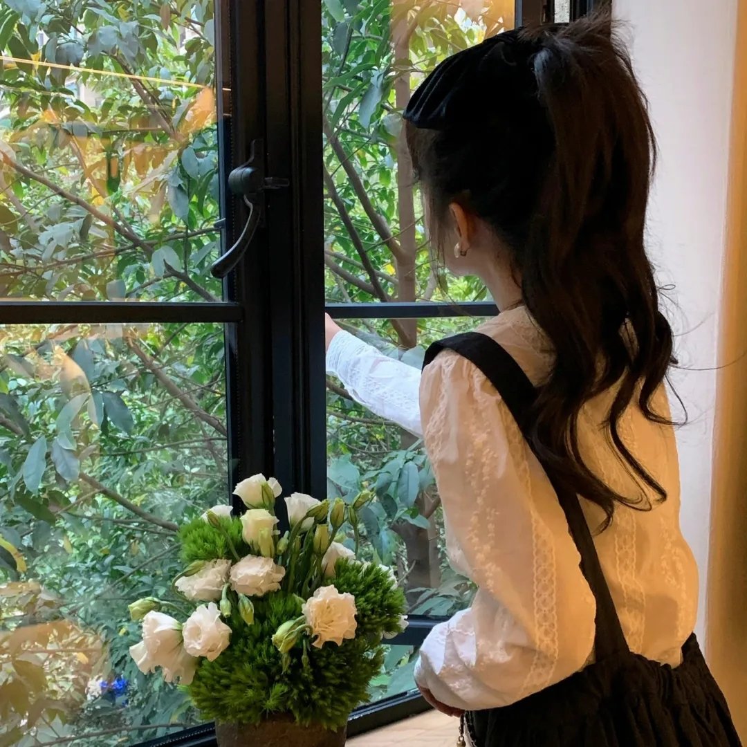 盲眼的淑则老师 海报
