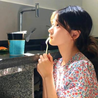情探 海报